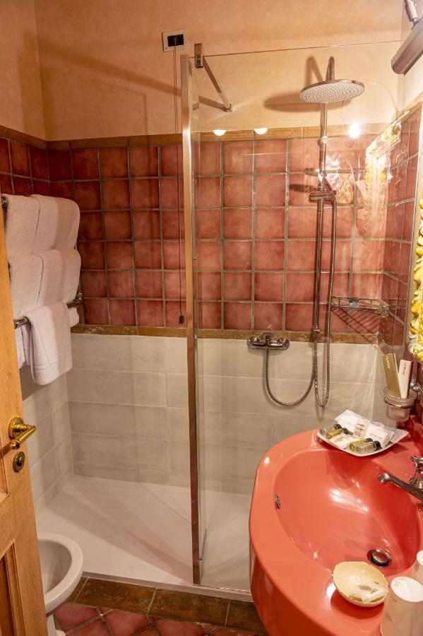 Hotel Boccaccio Calcinaia Luaran gambar