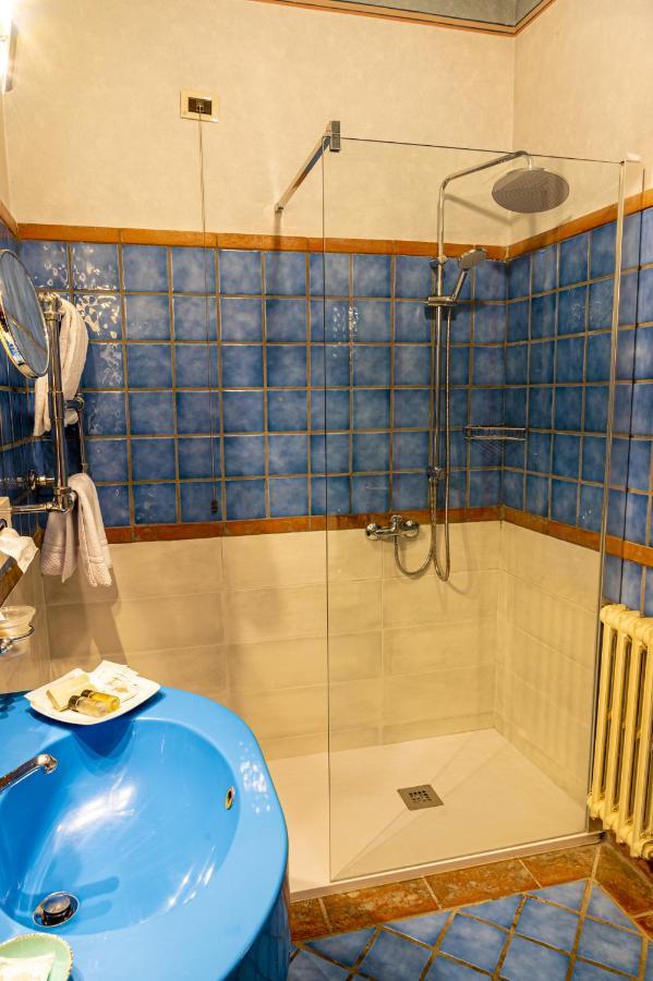 Hotel Boccaccio Calcinaia Luaran gambar