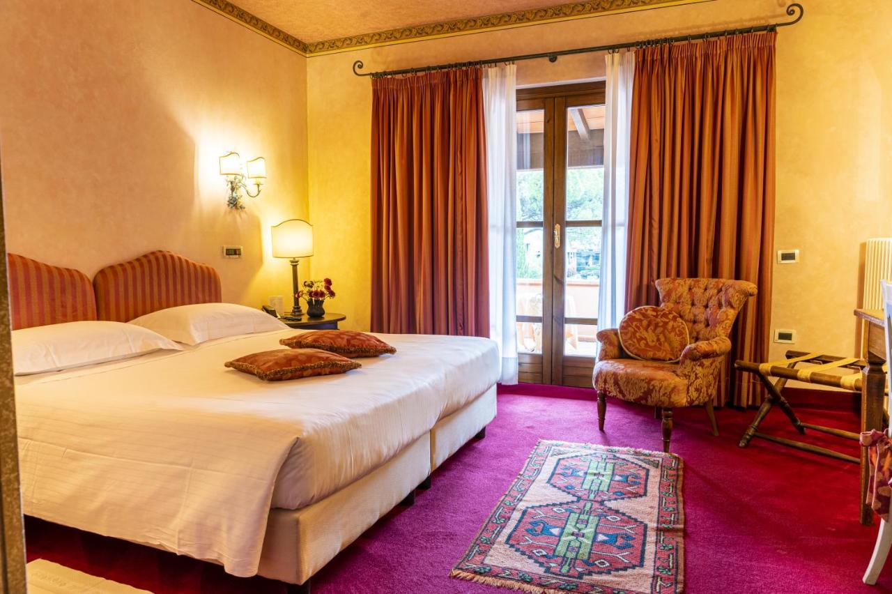 Hotel Boccaccio Calcinaia Luaran gambar